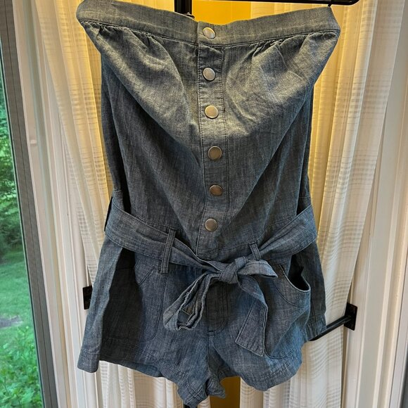 Express Strapless Romper - Picture 1 of 6